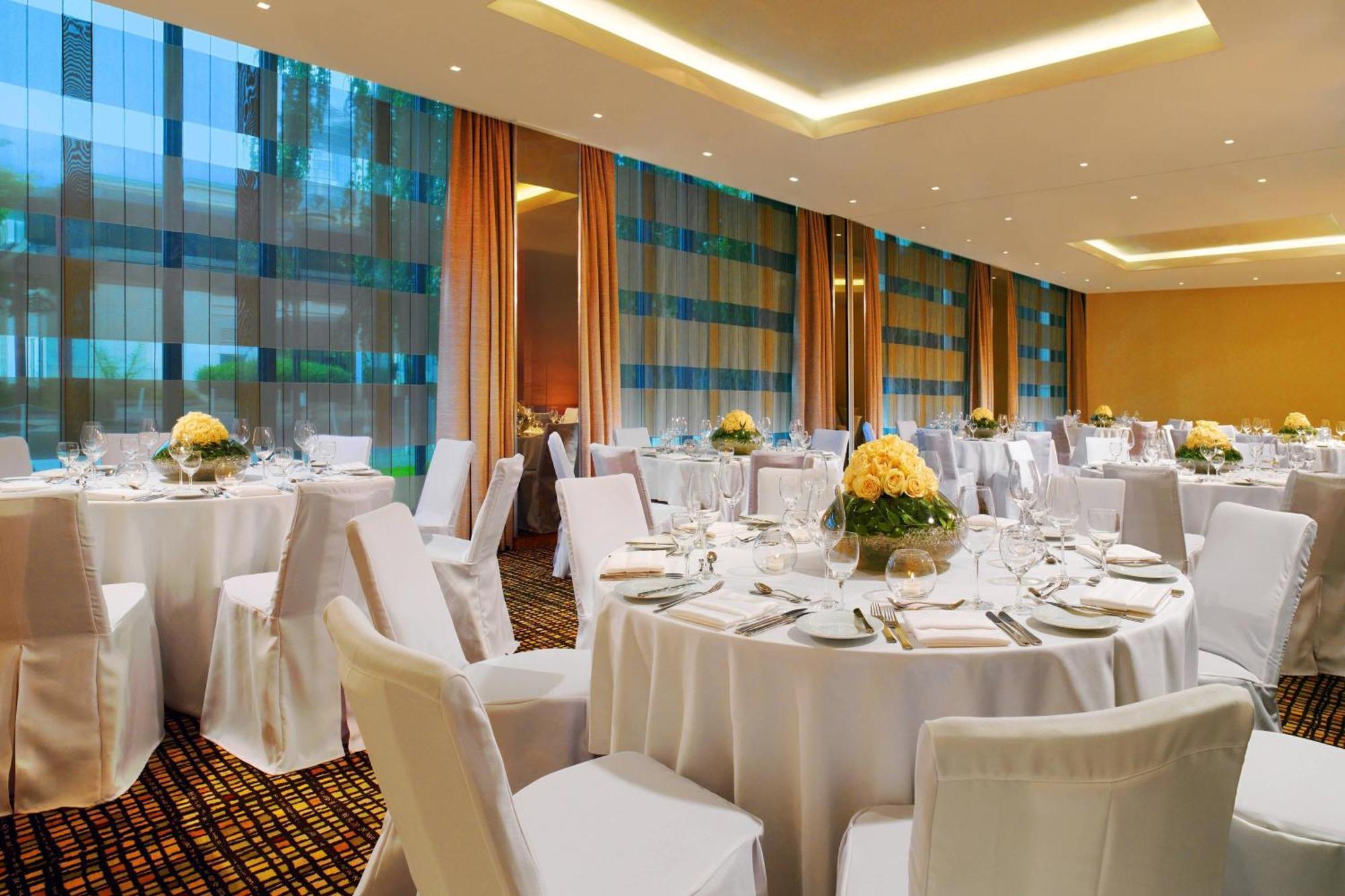 Sheraton Essen Hotel Ngoại thất bức ảnh